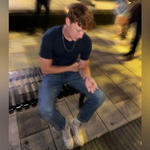 Meet your Posher, Cameron